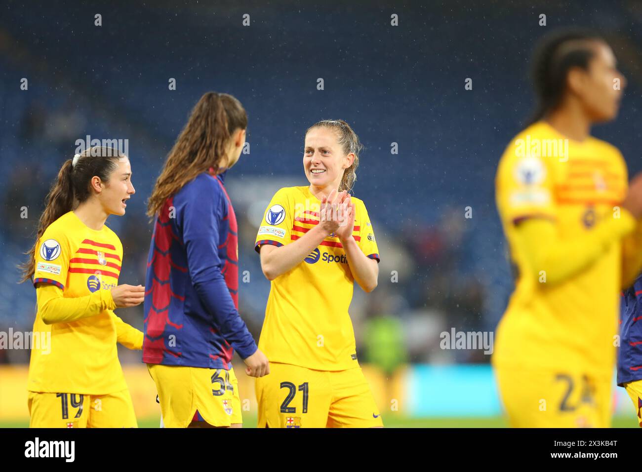 27th April 2024; Stamford Bridge, London, England: UEFA Womens Champions League Football, Semi Final, Second Leg, Chelsea versus Barcelona; Keira Walsh of Barcelona thanking the fans after the match. Stock Photo