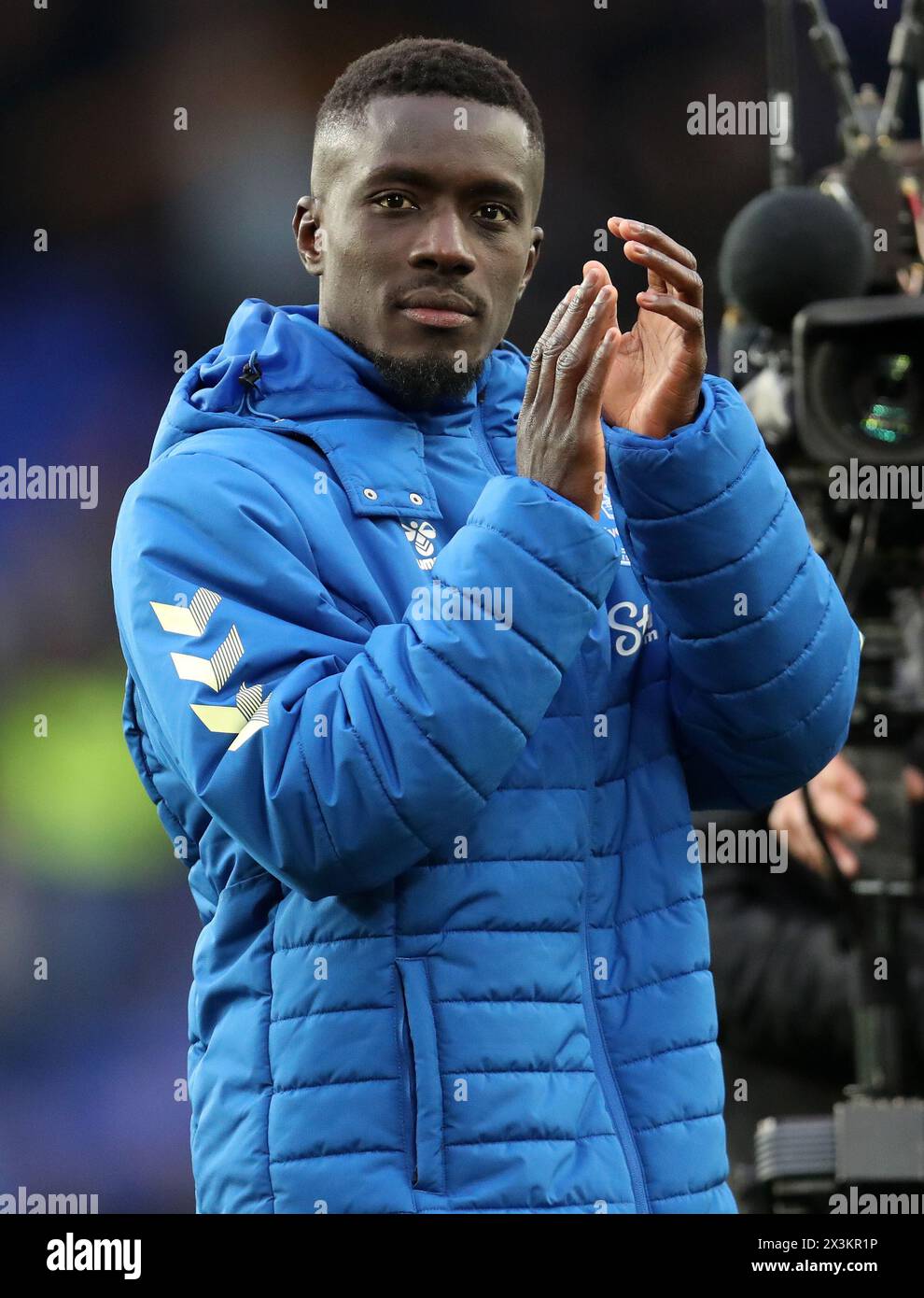 Goodison Park, Liverpool, UK. 27th Apr, 2024. Premier League Football, Everton versus Brentford; Idrissa Gana Gueye of Everton applauds the fans at the Gwladys Street end at full time Credit: Action Plus Sports/Alamy Live News Stock Photo