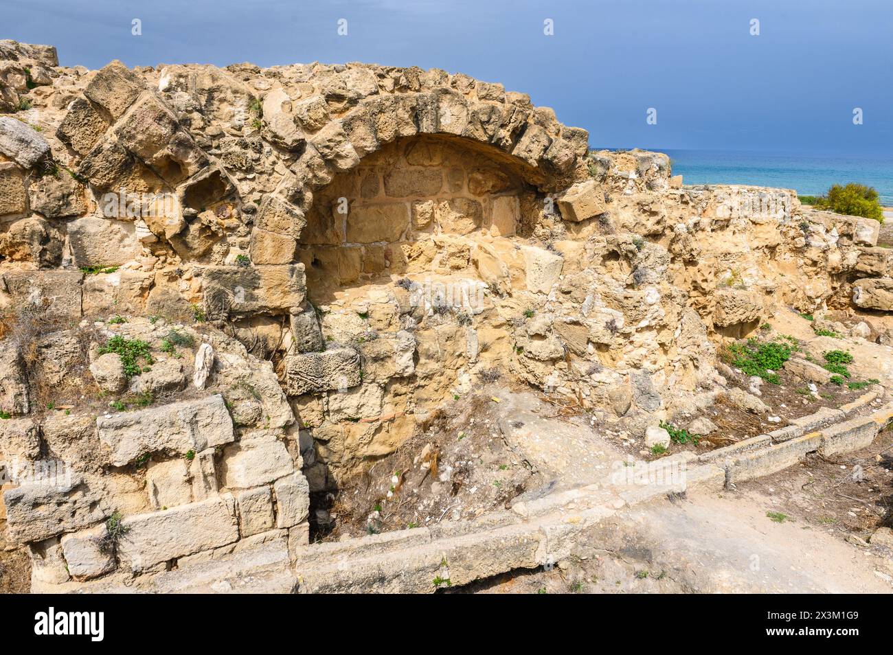 Statue columns salamis roman ruins hi-res stock photography and images ...