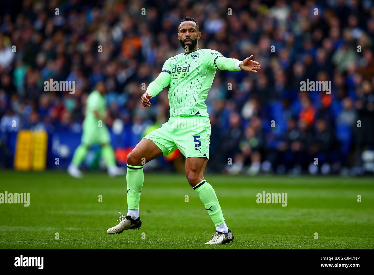 Hillsborough Stadium, Sheffield, England 27th April 2025 Kyle Bartley