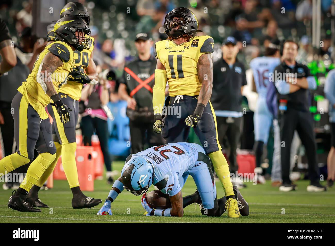 Renegade's hi-res stock photography and images - Page 7 - Alamy