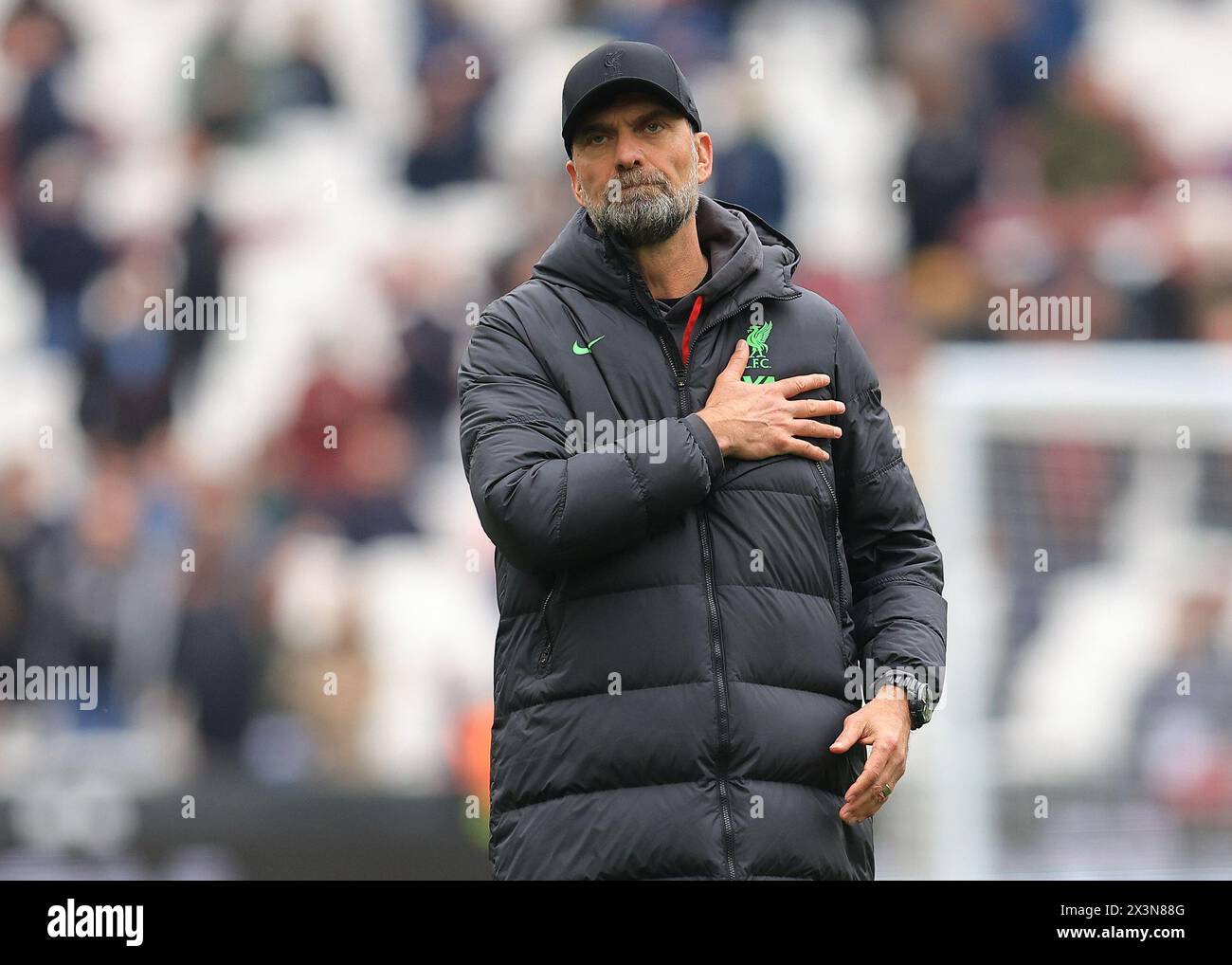Liverpool managers coat discount