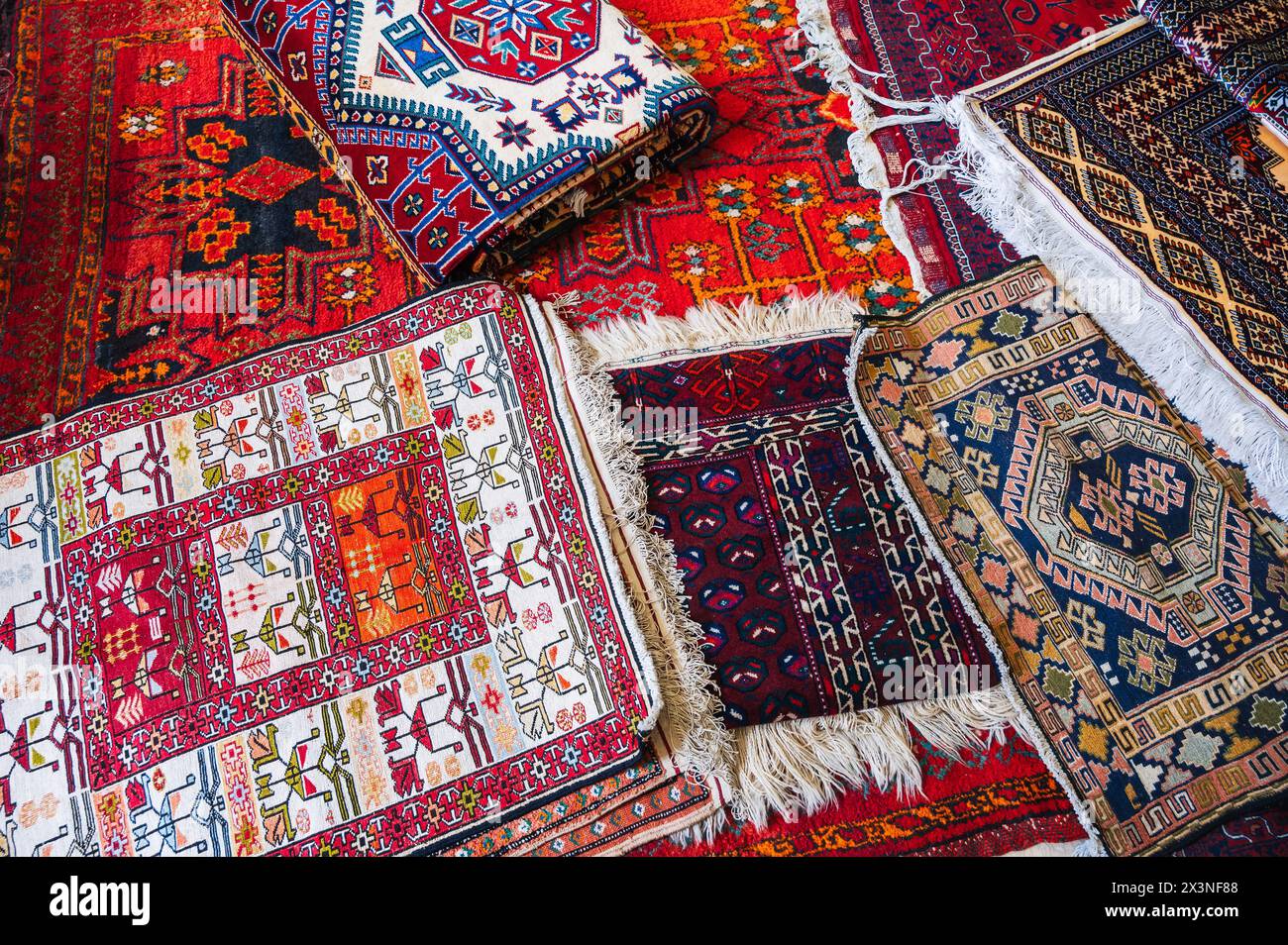 Turkmen carpet hi-res stock photography and images - Alamy
