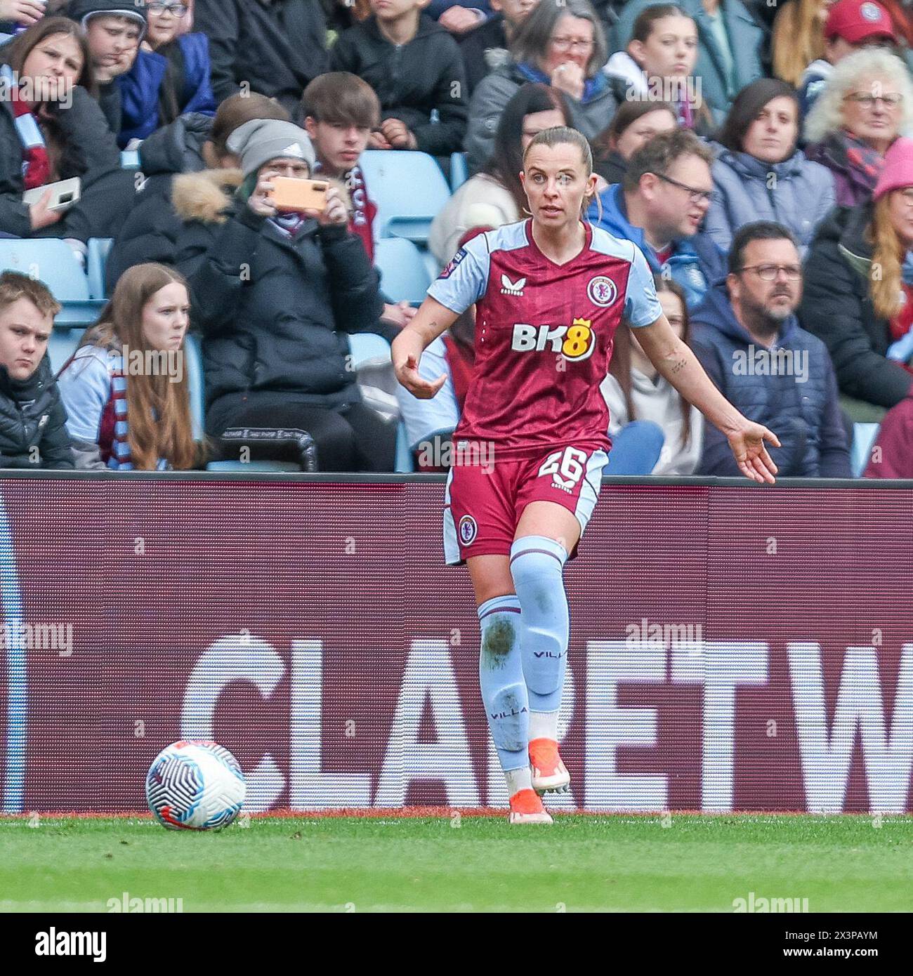 Noelle Maritz of Aston Villa in defensive action during the Barclays FA Women's Super League 1 match between Aston Villa Women and West Ham United Women at Villa Park, Birmingham, England on 28 April 2024. Photo by Stuart Leggett.
Editorial use only, license required for commercial use. No use in betting, games or a single club/league/player publications. Stock Photo