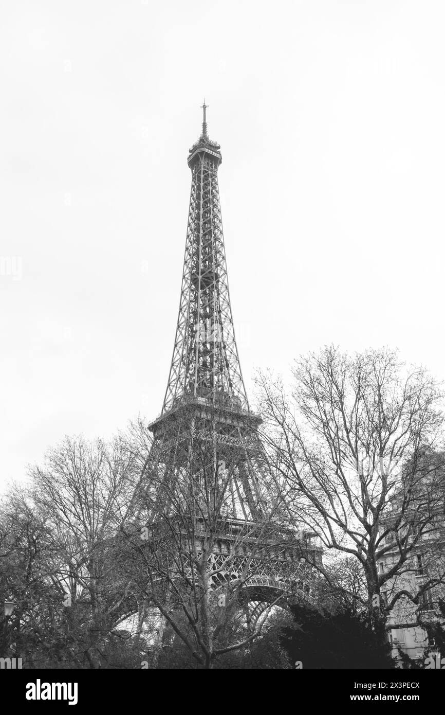 Paris, 02.04.2024: Travelpictures, The Eiffel Tower in focus. Stock Photo