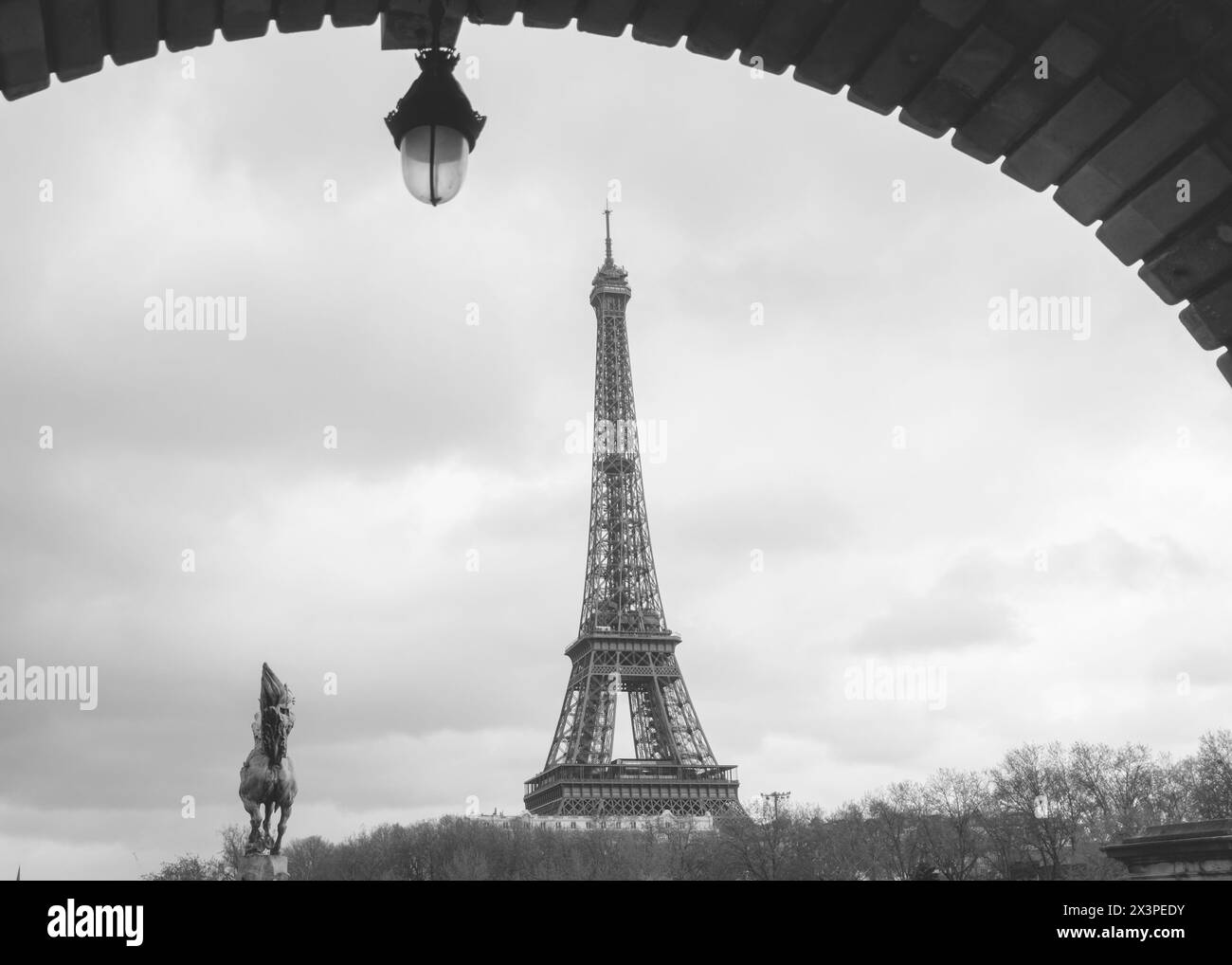 Paris, 02.04.2024: Travelpictures, The Eiffel Tower in focus. Stock Photo