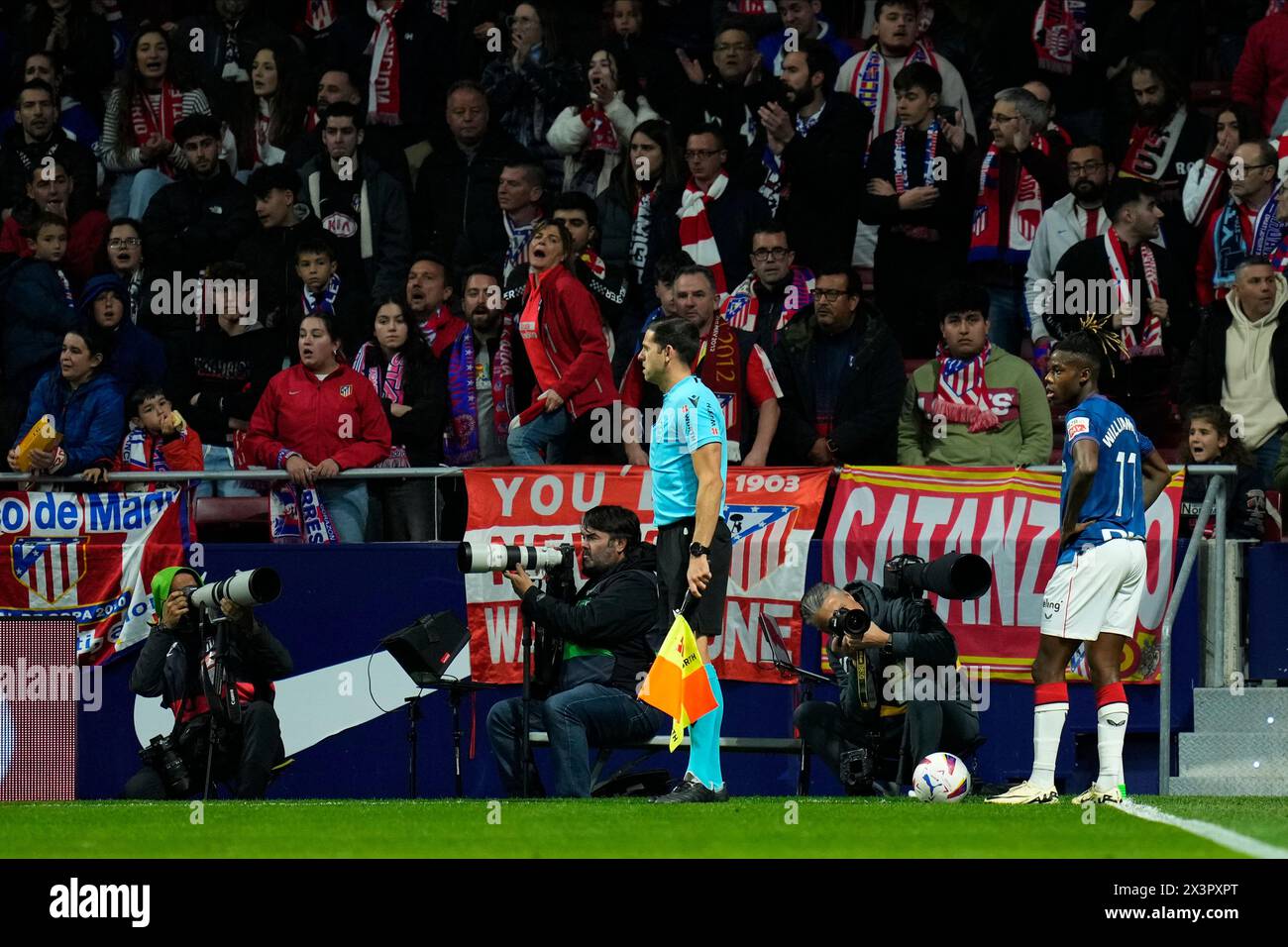 Madrid, Spain. 27th Apr, 2024. Nico Williams of Athletic Club during the La Liga match between Atletico de Madrid and Athletic Club played at Civitas Metropolitano Stadium on April 27 in Madrid, Spain. (Photo by Cesar Cebolla/PRESSINPHOTO) Credit: PRESSINPHOTO SPORTS AGENCY/Alamy Live News Stock Photo