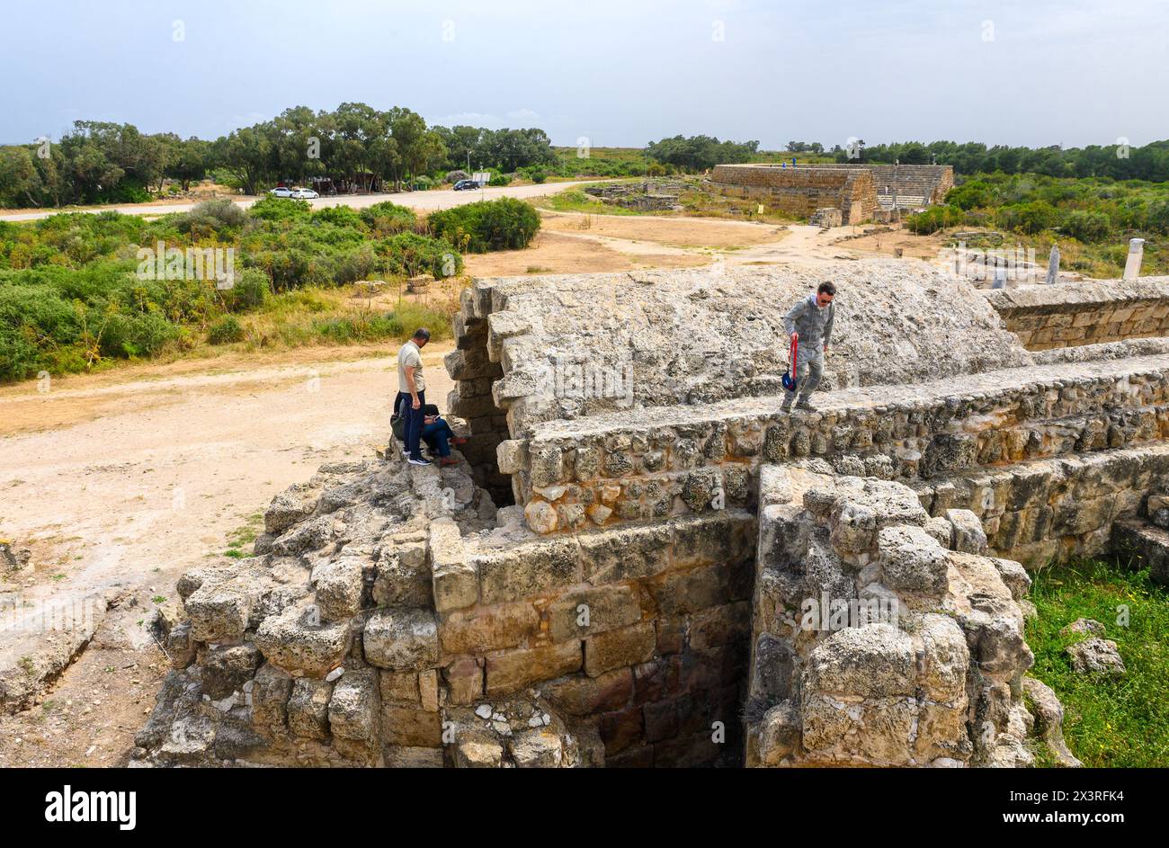 Statue columns salamis roman ruins hi-res stock photography and images ...