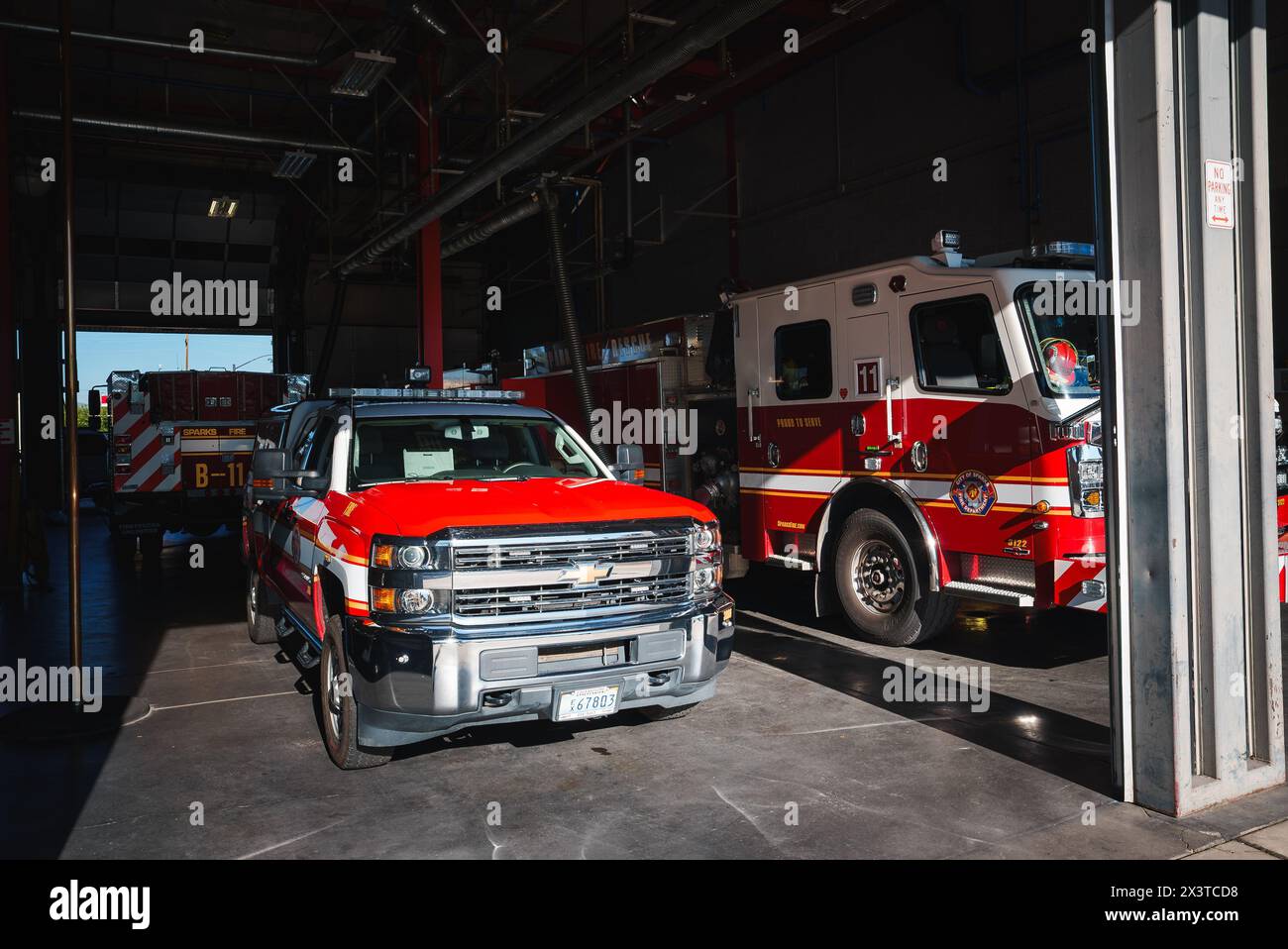 Fire station garage hi-res stock photography and images - Alamy