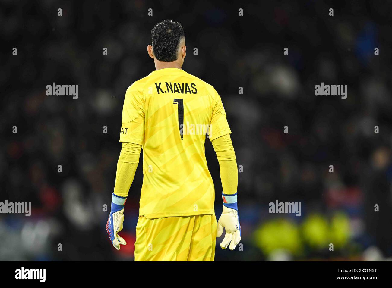 Goakeeper Navas Keilor navas hi-res stock photography and images - Alamy