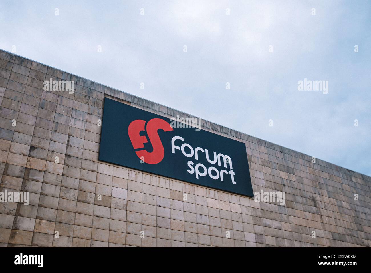 Ropa forum sport hotsell