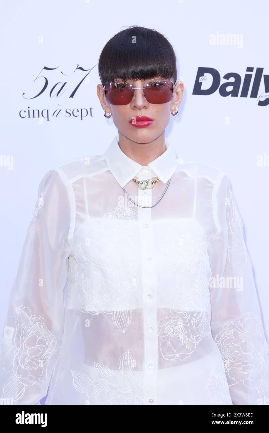 katya-tolstova-attends-the-daily-front-row-s-8th-annual-fashion-los