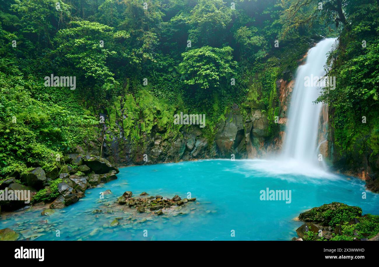 Catarata Río Celeste, waterfall of blue river Rio Celeste, Parque Nacional Volcán Tenorio, Costa Rica, Central America Stock Photo