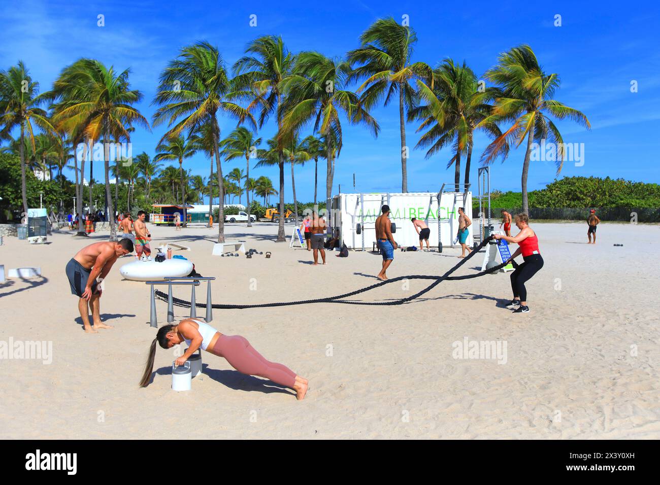 RUNNING IN MIAMI SOUTH BEACH visual data 3