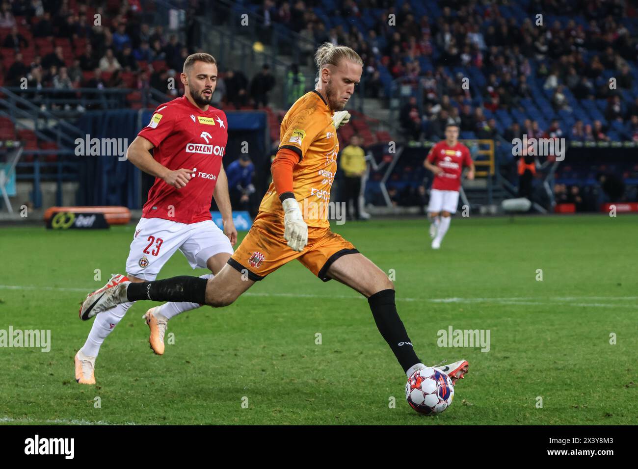 2023.10.20 Krakow Poland, Football Fortuna 1 Liga 23/24, Wisla Krakow - Resovia op: Branislav Pindroch, Szymon Sobczak Stock Photo