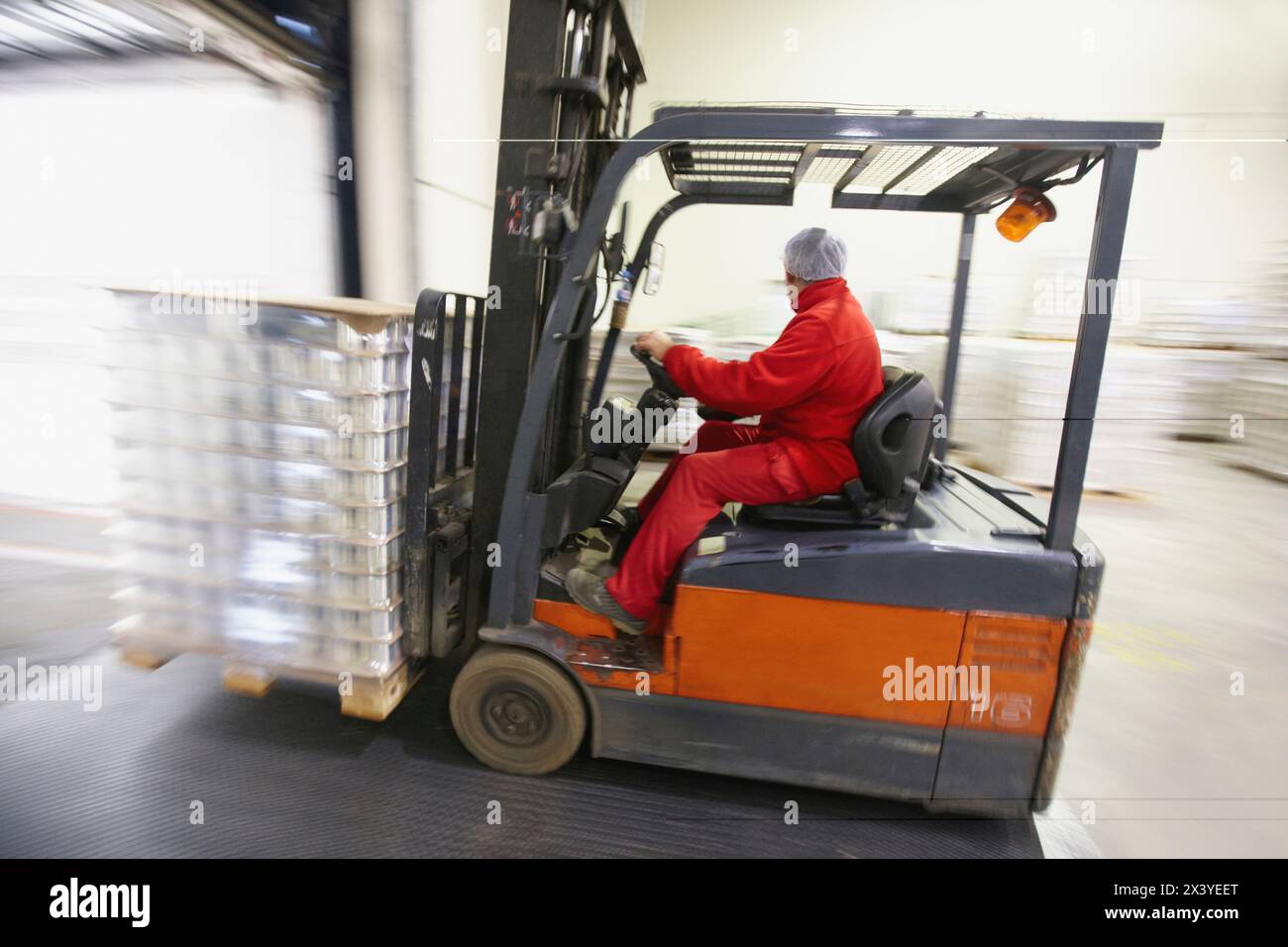 Loading truck, Forklift, Packaging canned vegetables, Canning Industry ...