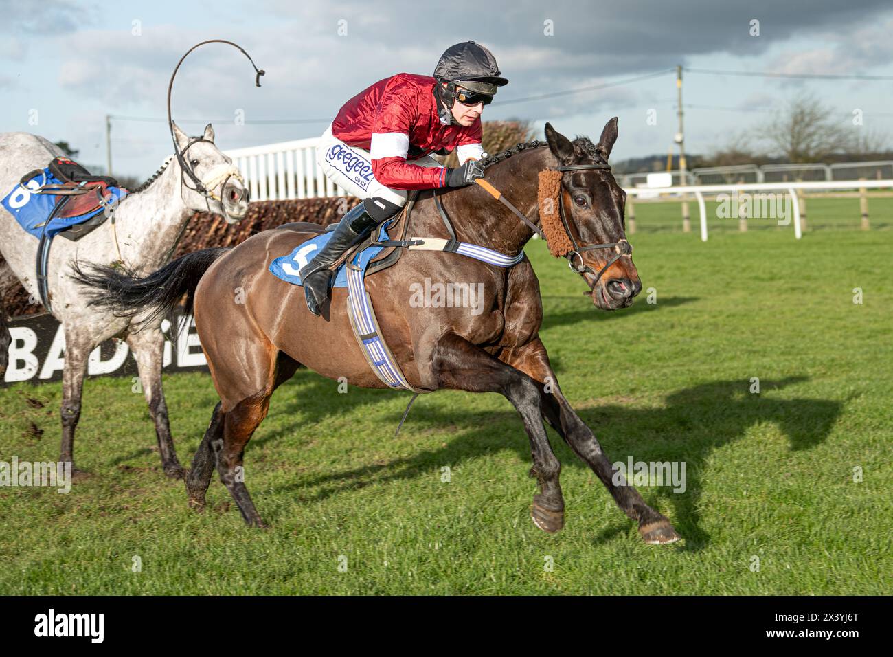Third race at Wincanton, Handicap Chase, Thursday 20th January 2022 ...
