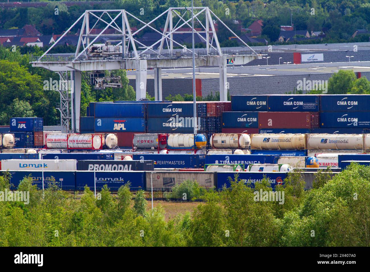 Delta Train Shipping container train delta hi-res stock photography and images - Alamy