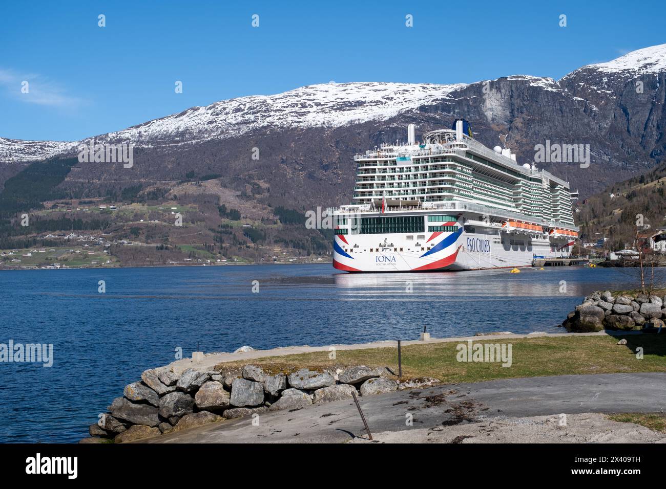 Olden Cruise Ship Port Hi res Stock Photography And Images Alamy Olden Cruise Ship Port Hi res Stock Photography And Images Alamy