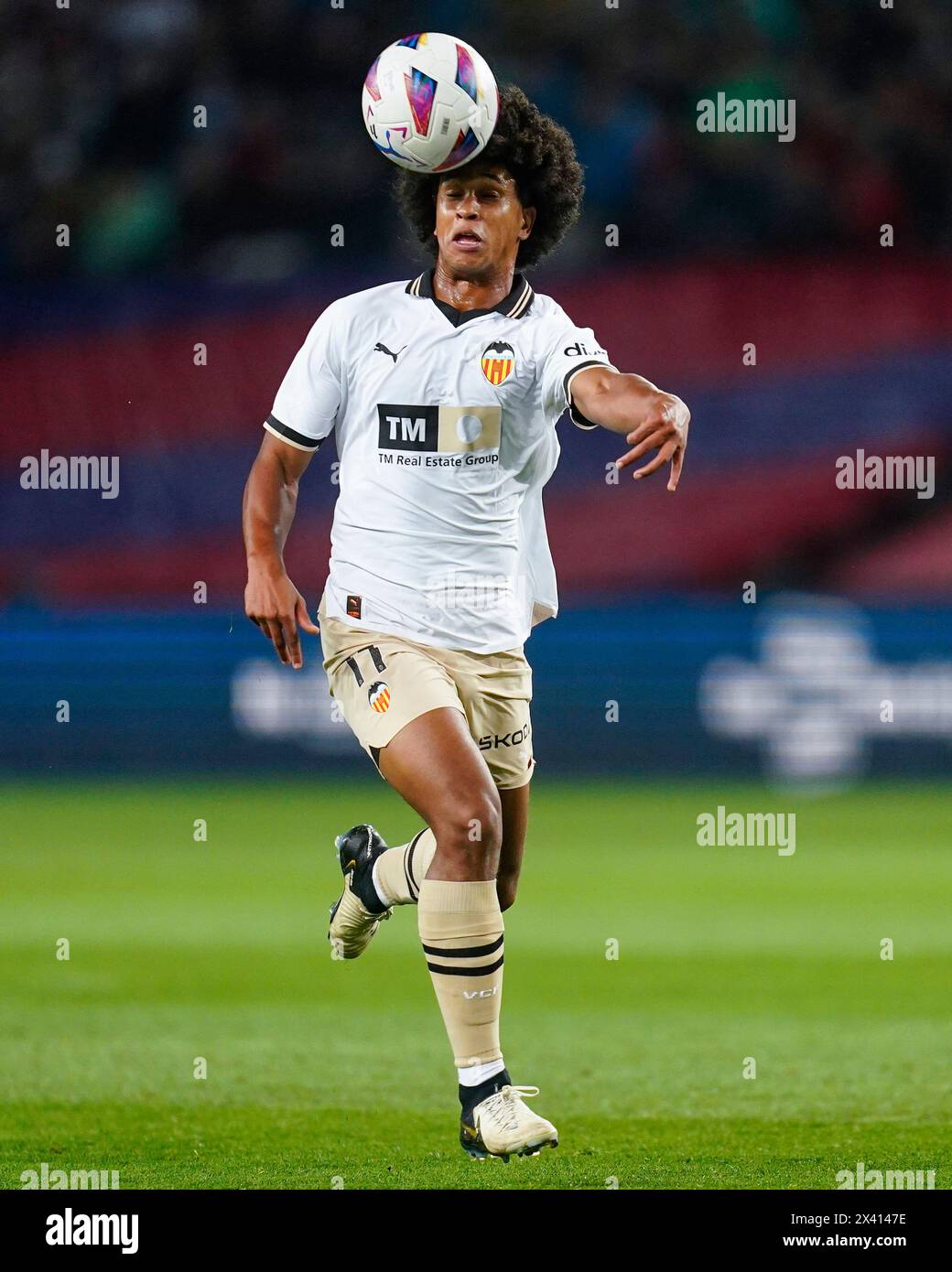 Peter Federico of Valencia CF Credit: PRESSINPHOTO SPORTS AGENCY/Alamy Live News Stock Photo