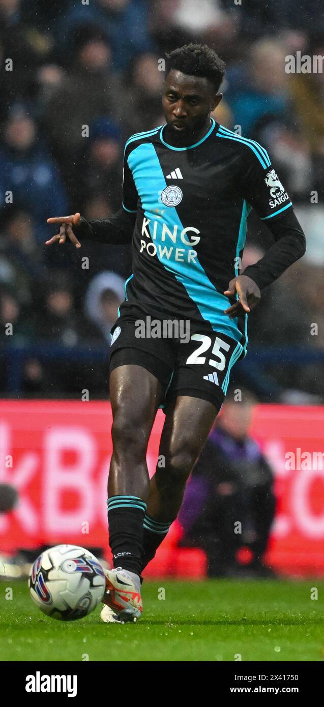 Deepdale, Preston, UK. 29th Apr, 2024. EFL Championship Football, Preston North End versus Leicester City; Wilfred Ndidi of Leicester passes the ball Credit: Action Plus Sports/Alamy Live News Stock Photo
