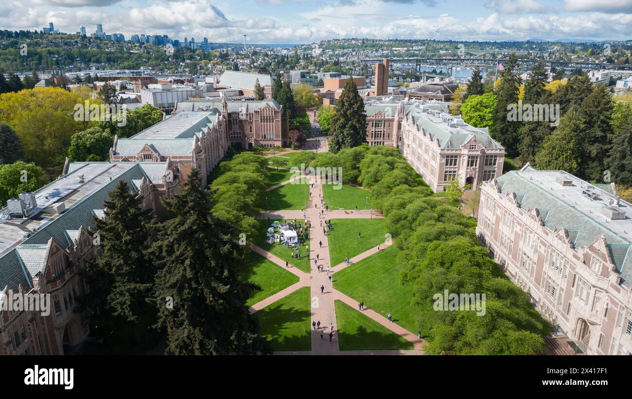 University of washington quad hi-res stock photography and