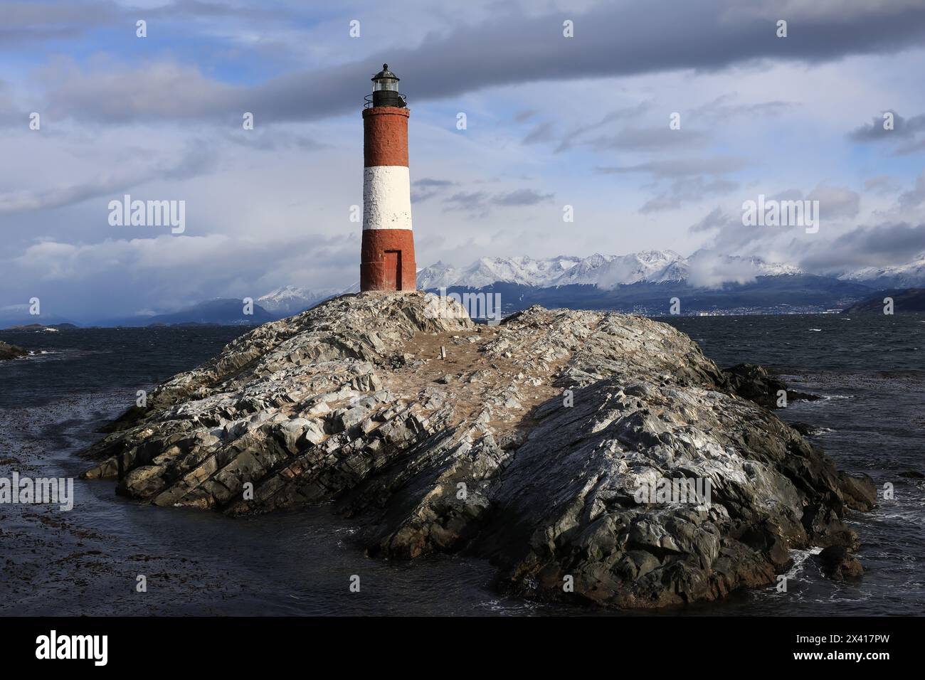 the-view-of-les-eclaireurs-lighthouse-built-in-1920-outside-ushuaia
