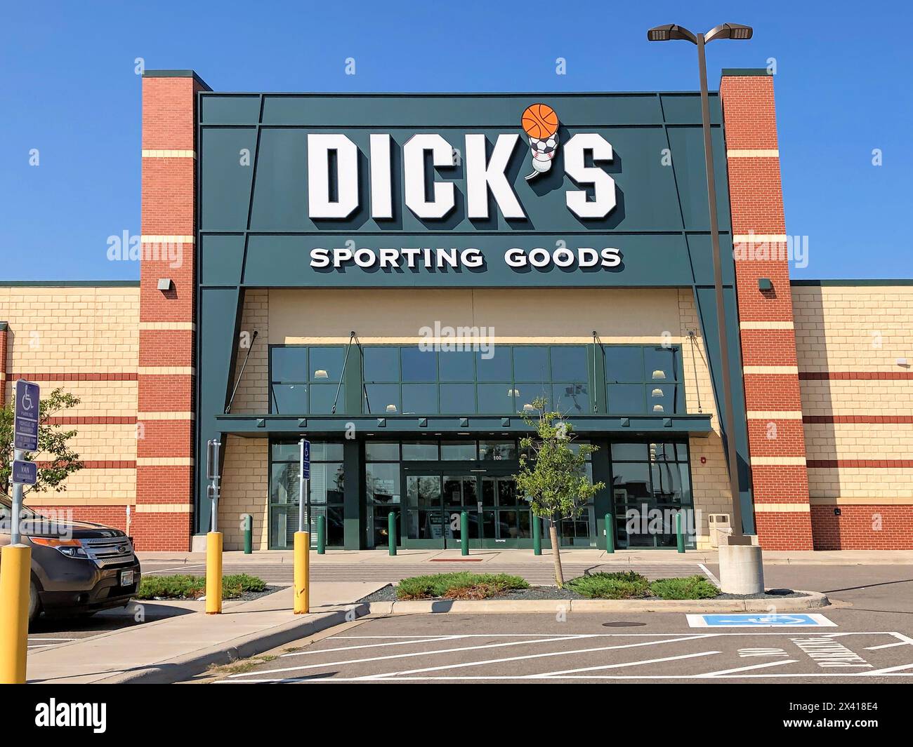 BAXTER, MN 1 SEP 2021 Dicks Sporting Goods store entrance on a sunny