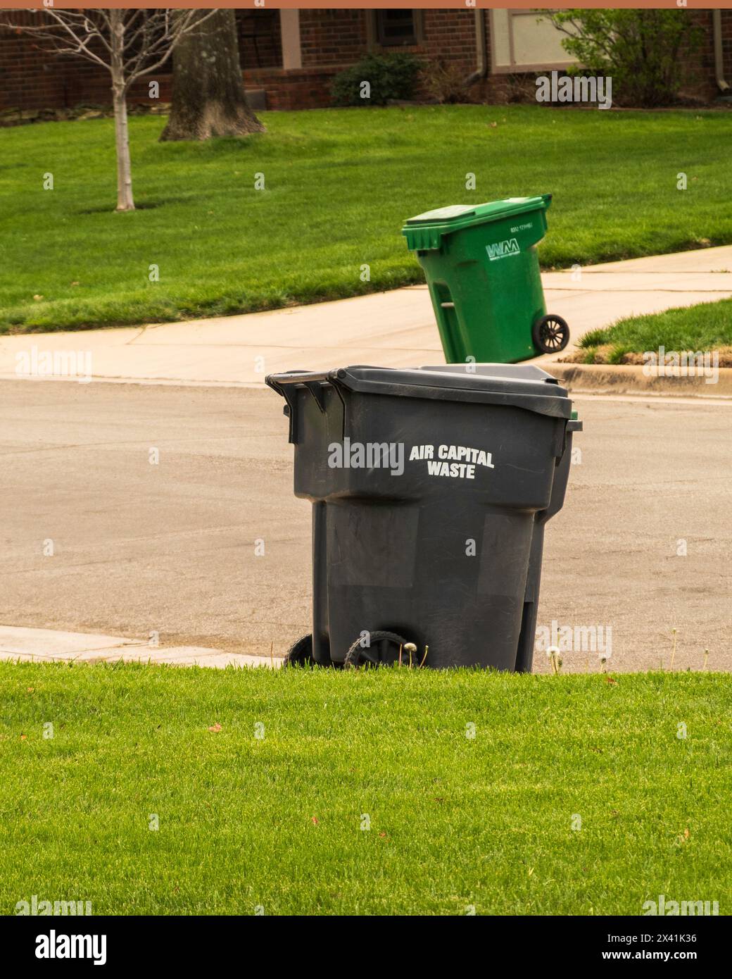 Trash removal hires stock photography and images Alamy