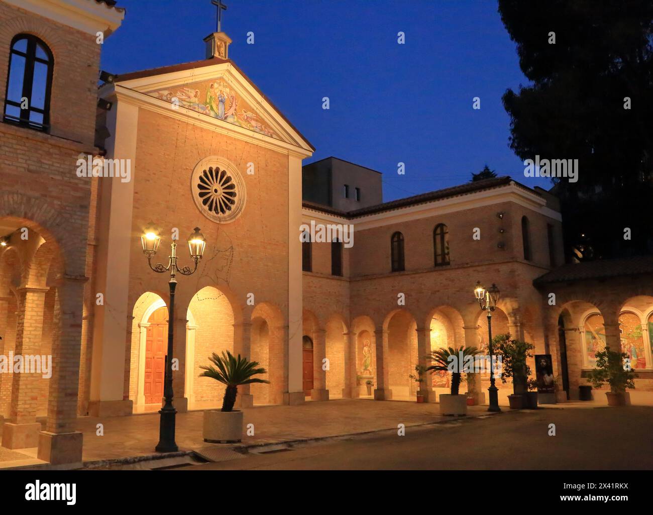 Santuario Della Madonna Dello Splendore Sanctuary Madonna of the Splendor, Giulianova, Italy. Il santuario