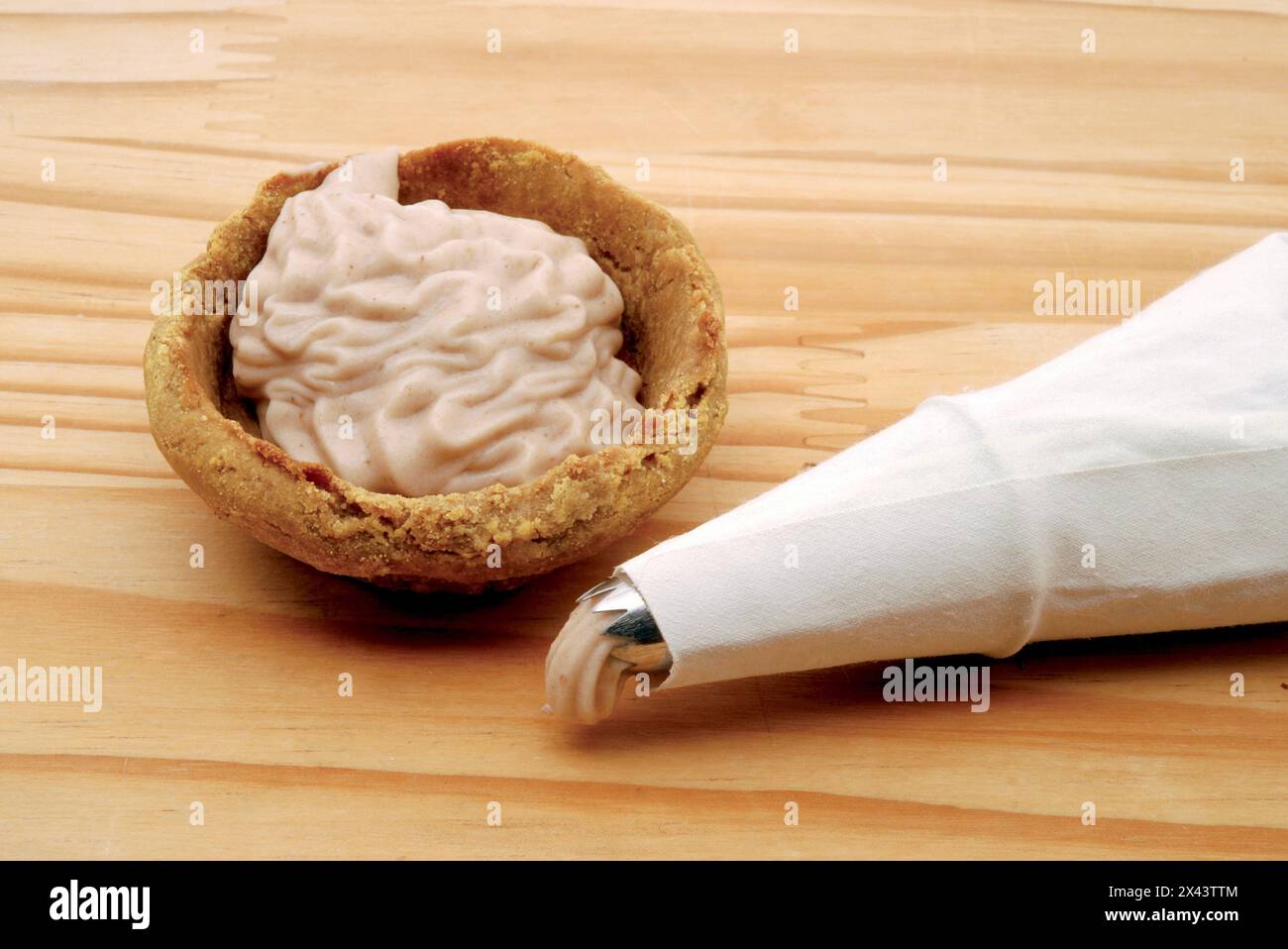 Short pastry basket filled with chestnut cream Stock Photo