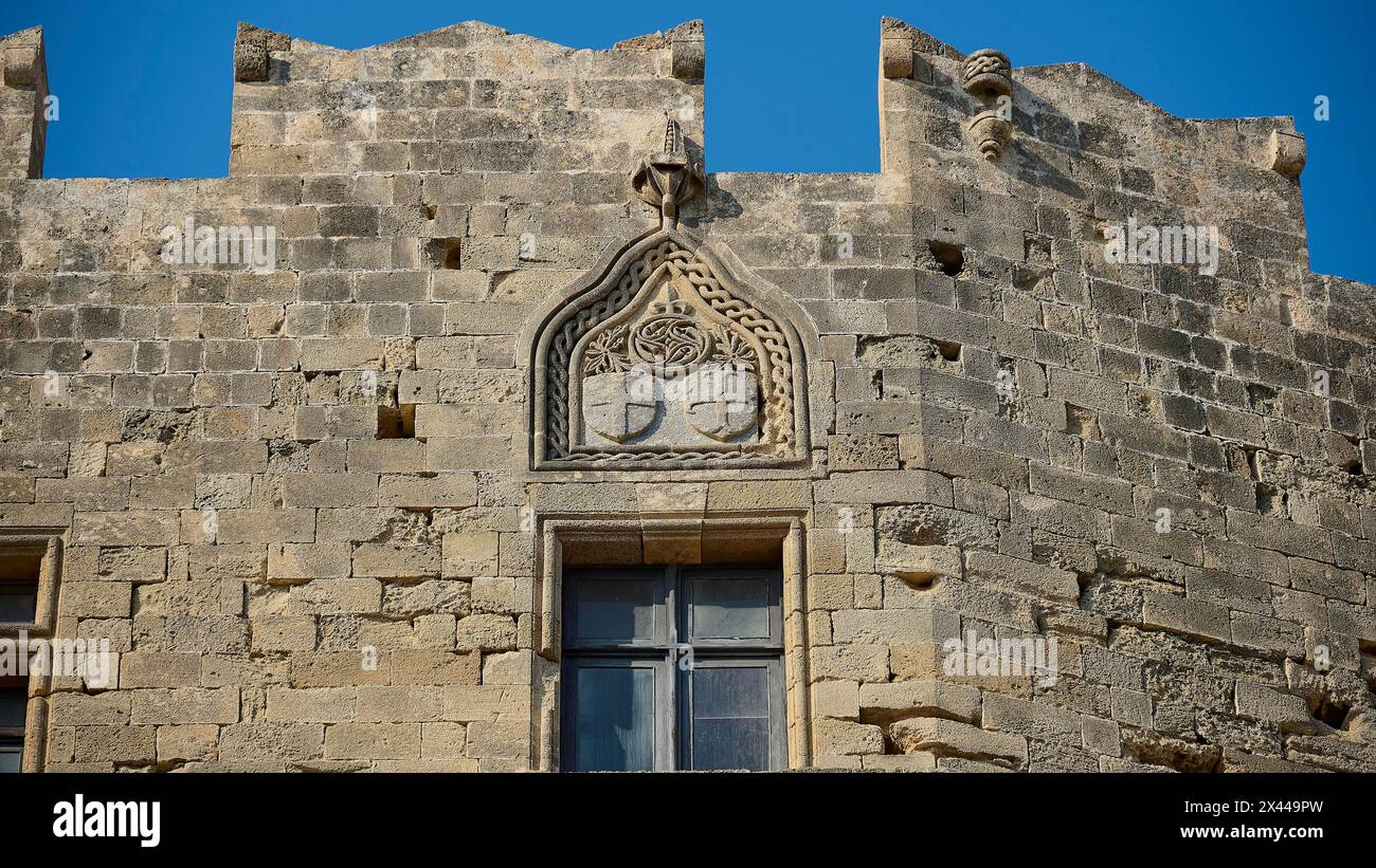 Castle house with coat of arms, Grand Master Antonio Fluvian de la