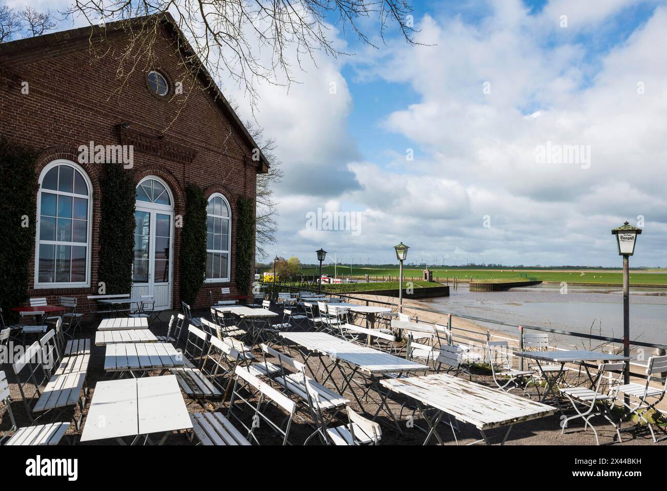 Beer garden by the sea, Altes spa hotel, Dangast, Jade Bay, North Sea, Lower Saxony, Germany Stock Photo