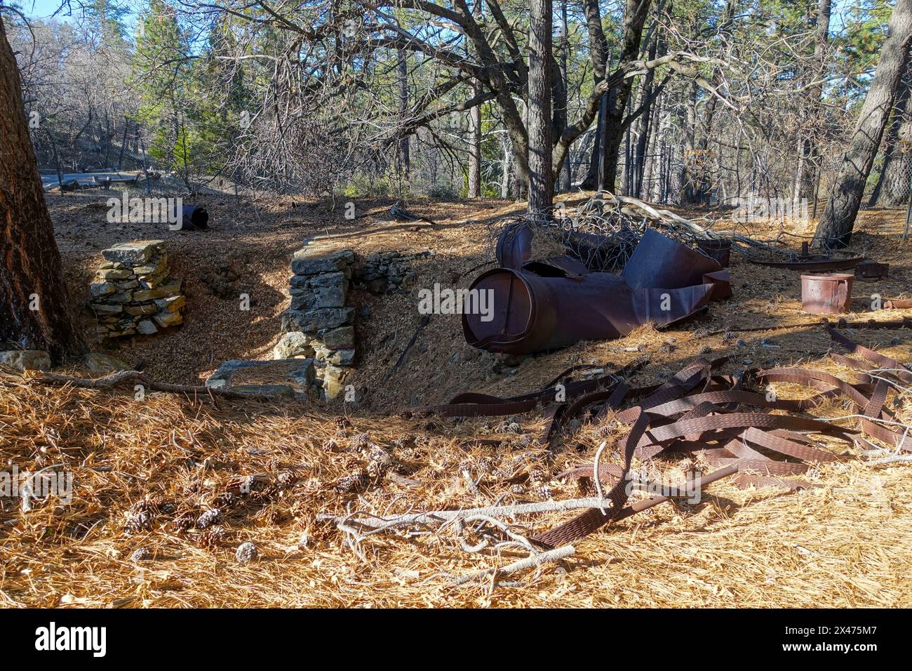 Historic Stonewall Gold Mine Rusted Machinery Remains.  Minshall Hiking Trail San Diego County Rancho Cuyamaca Southwest California USA State Park Stock Photo