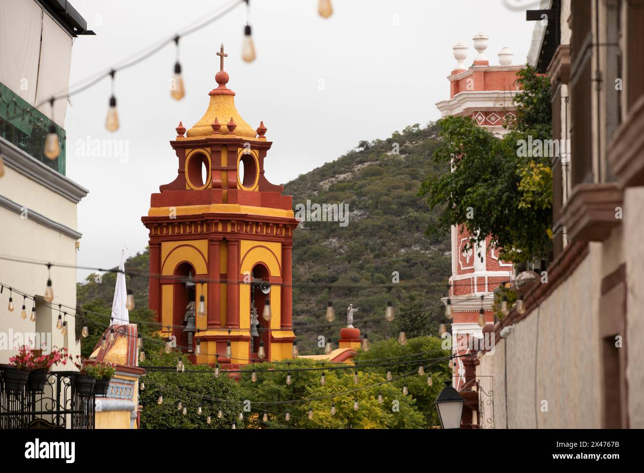 Misty morning view of the historic colonial church and city center of Bernal, Querétaro, Mexico. Stock Photo