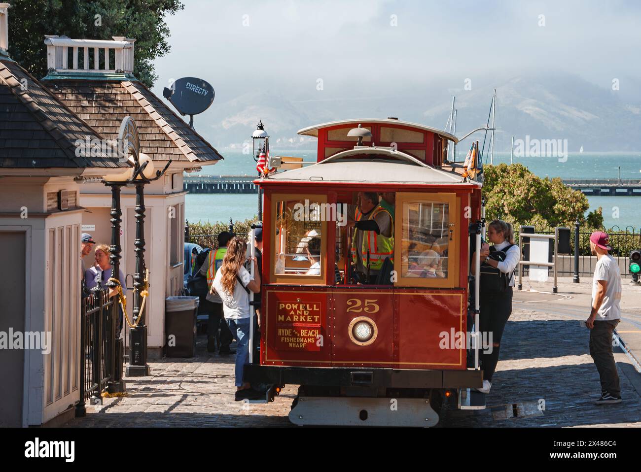 Car25 hires stock photography and images Alamy