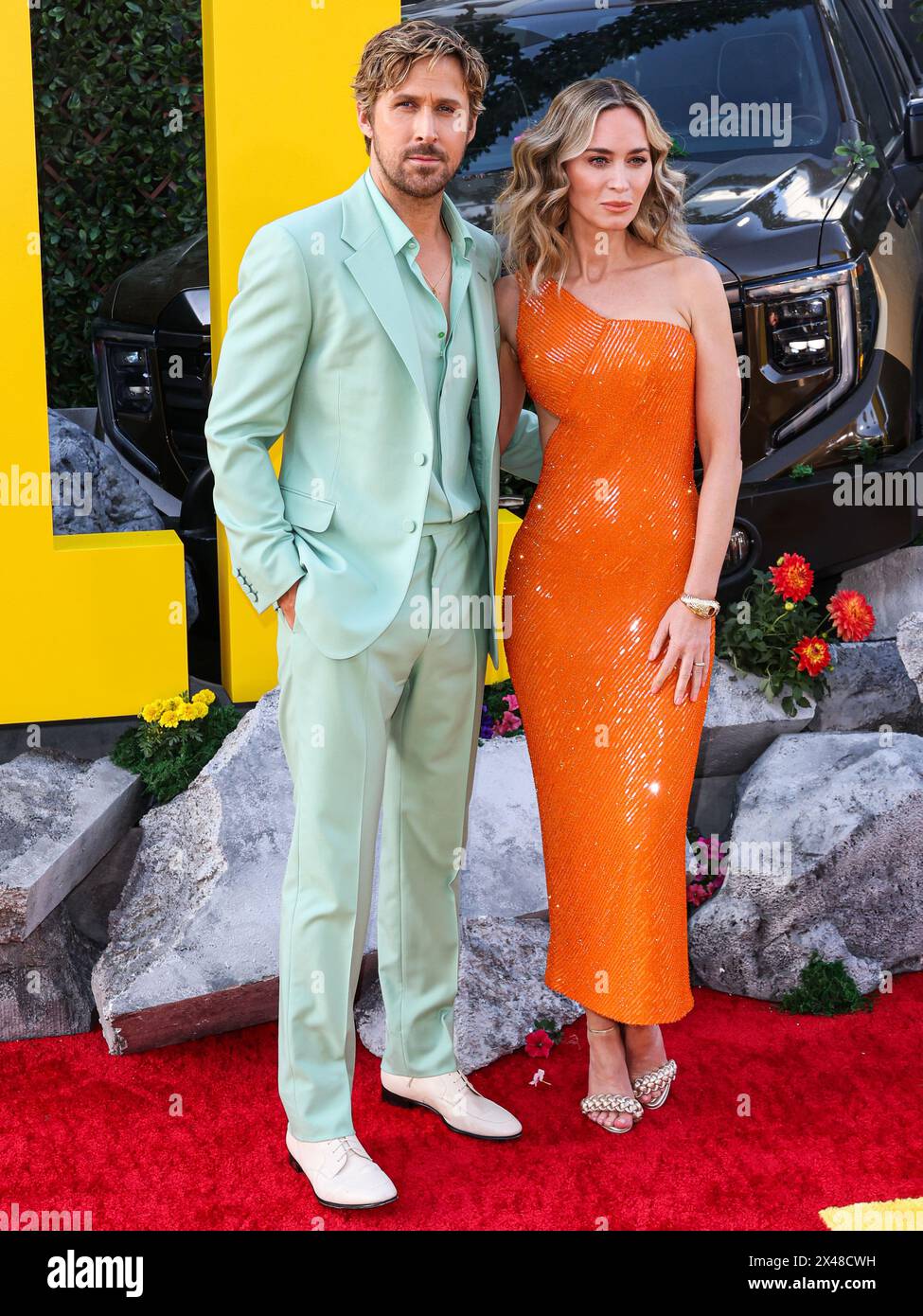 emily blunt green dress Would You Have Thought to Pair This Lipstick With This Dress? (I Think It's Genius!)