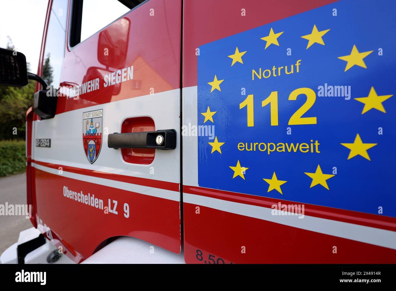 Feuerwehrfahrzeug der Universitaetsstadt Universitätsstadt Siegen - Oberschelden LZ 9 Feuerwehr am 30.04.2024 in Siegen/Deutschland *** Fire engine of the university town of Siegen Oberschelden LZ 9 fire department on 30 04 2024 in Siegen Germany Stock Photo