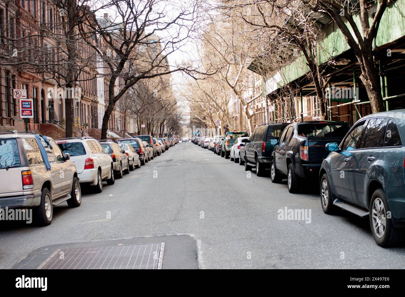 cars on street of new york city Stock Photo - Alamy