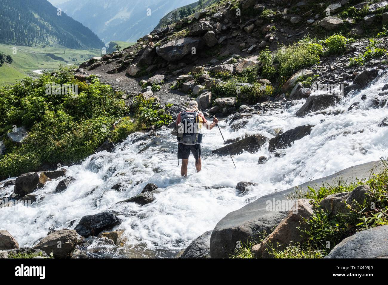 River crossing in the Warwan Valley, Pir Panjal Range, Kashmir, India Stock Photo