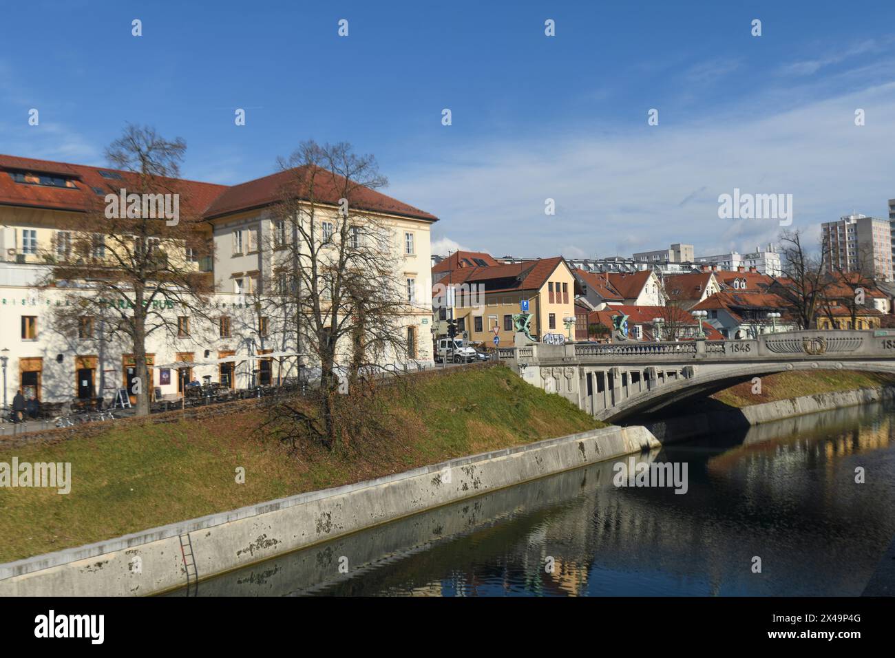Ljubljana: Dragon Bridge over the Ljubljanica river. Slovenia Stock Photo