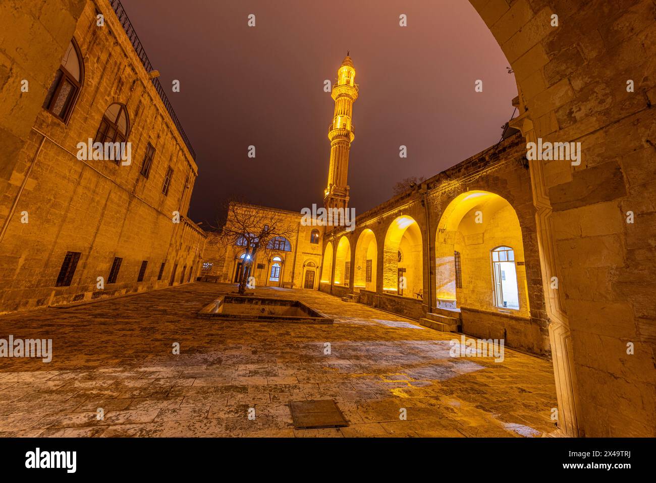 Exterior view Sehidiye Mosque and Madrassa,a popular landmark in Mardin,Turkey. Mardin Sehidiye Mosque, night view, Turkey, Mardin. Stock Photo