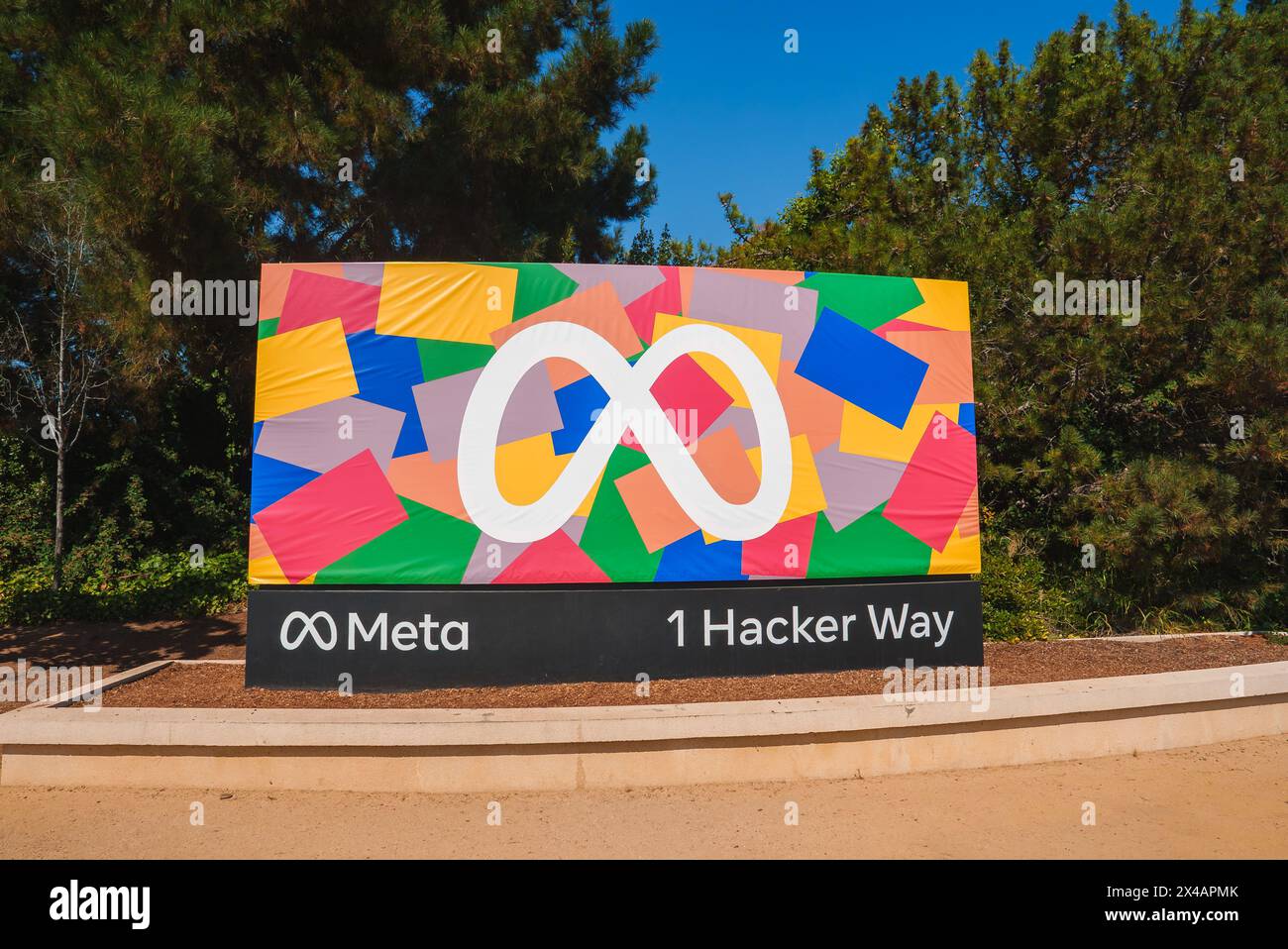 Meta Headquarters Sign in Landscaped Setting, 1 Hacker Way Stock Photo