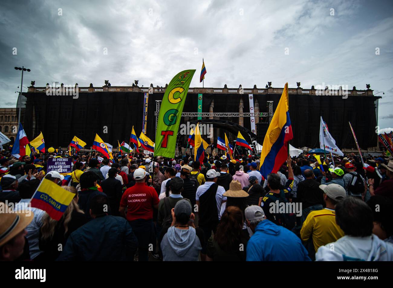 Bogota, Colombia. 01st May, 2024. Supporters of colombian president Gustavo Petro demonstrate in support of his reform bills on retirment, labor, prisions and health on May 1, 2024, in Bogota, Colombia. Photo by: Sebastian Barros/Long Visual Press Credit: Long Visual Press/Alamy Live News Stock Photo