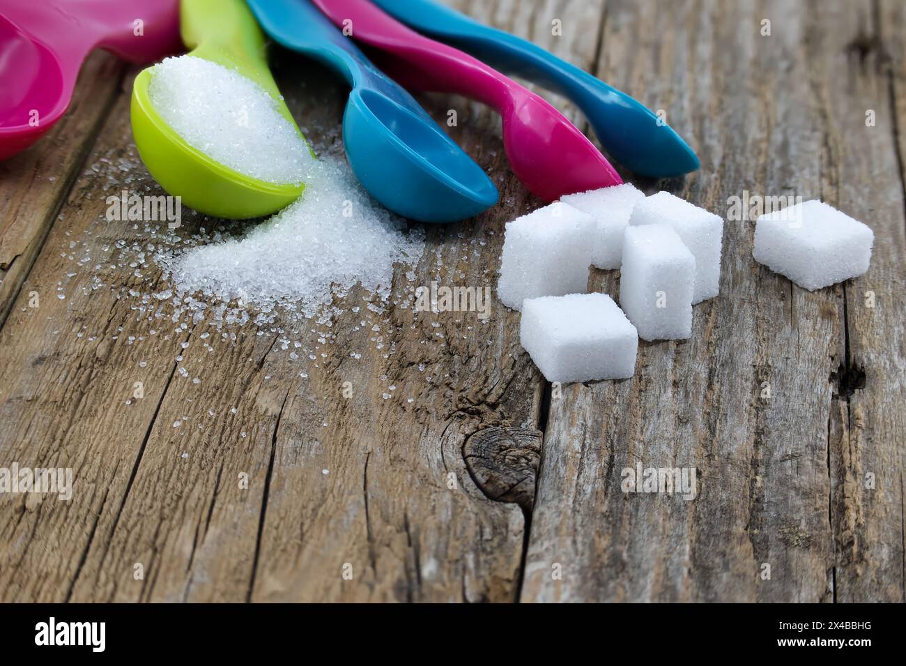 Rustic Plastic Spoon Plastic spoons white brown hi-res stock photography and images - Alamy
