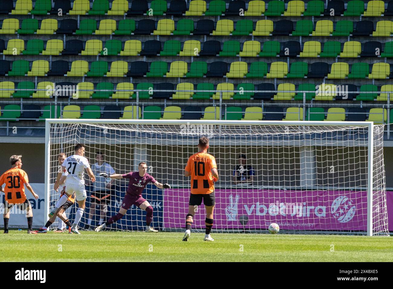 KYIV, UKRAINE - MAY 1, 2024 - Midfielder Heorhii Sudakov (R) of FC ...