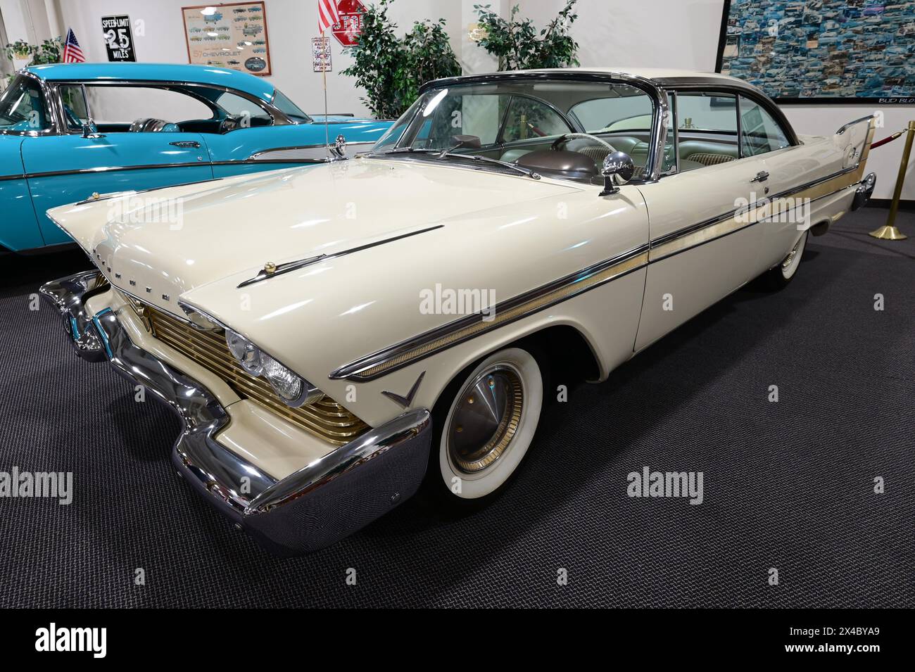 青*鳥様 吉井商事Y当時物ブリキプリムス フューリPLYMOUTH FURY19 mqdefault.jpg