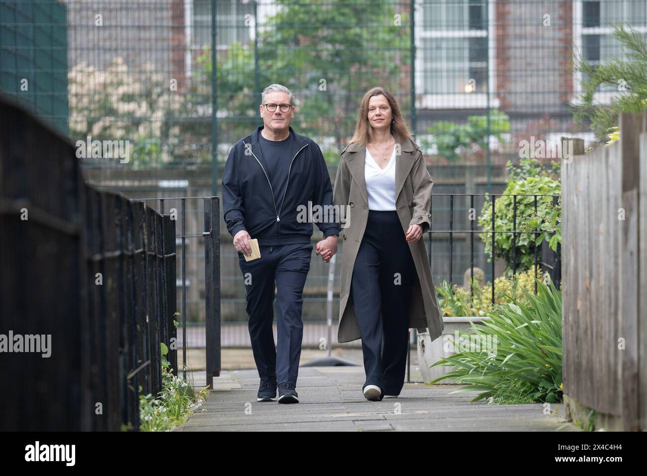 Labour leader Sir Keir Starmer and his wife,Victoria arrive at their local polling station in north London, to cast their vote in the local and London Mayoral election. Picture date: Thursday May 2, 2024. Stock Photo