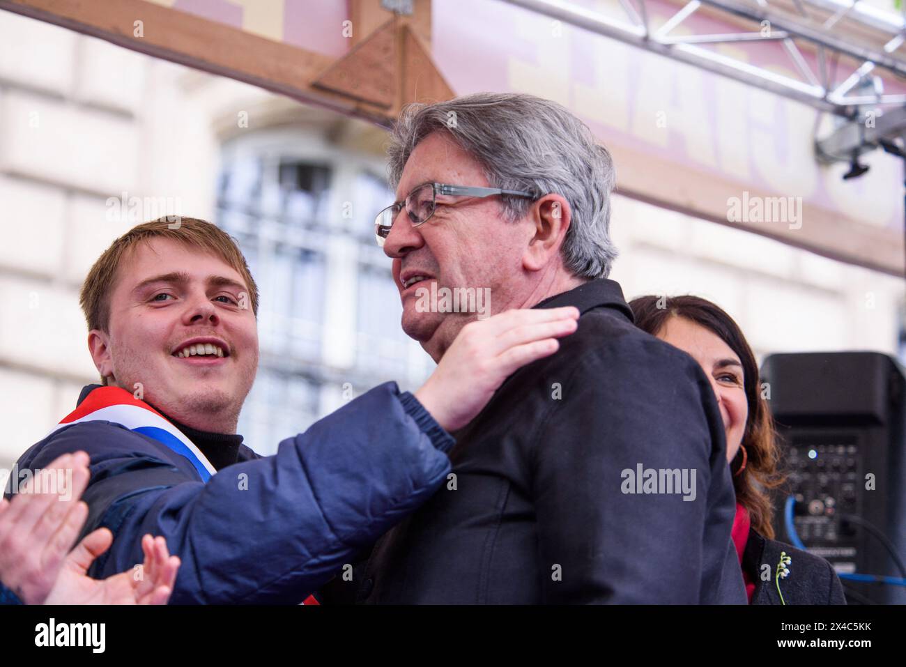 Municipale partielle à VSG : Mélenchon soutient Boyard, premier test pour LFI