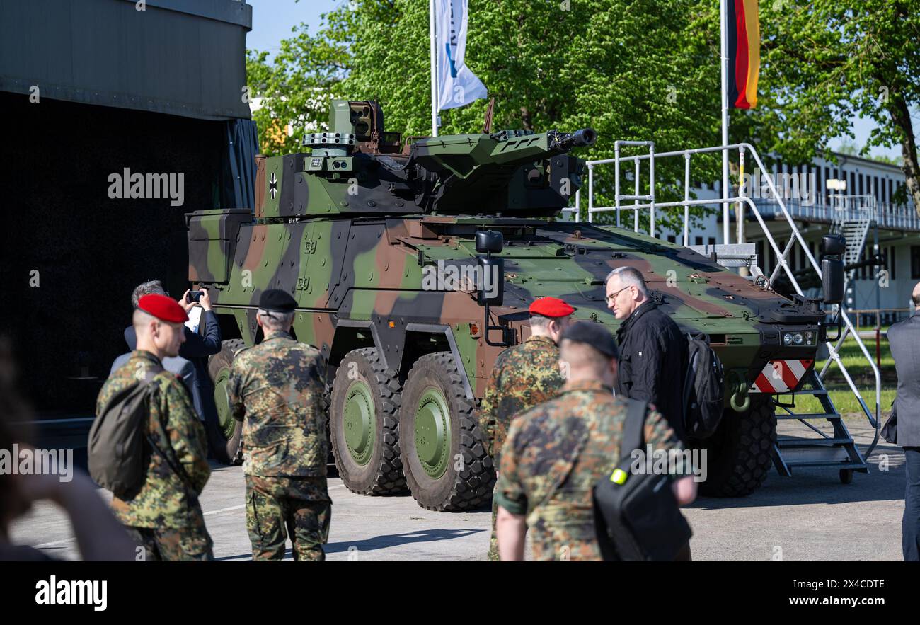 02 May 2024, Lower Saxony, Unterlüß: A Boxer wheeled armored infantry ...